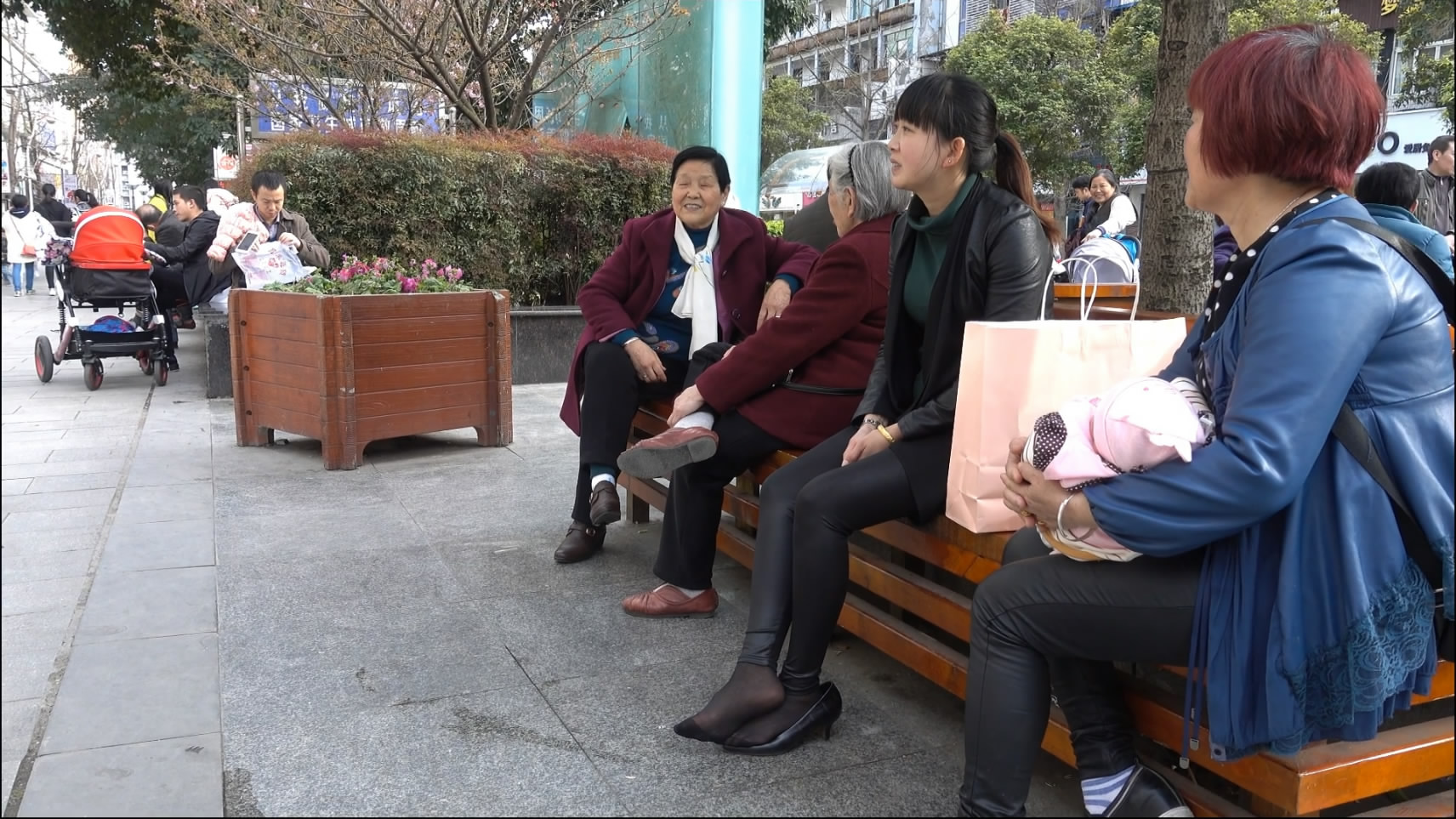 streetsnapnylon[00 00 00][20181205 222351 1]